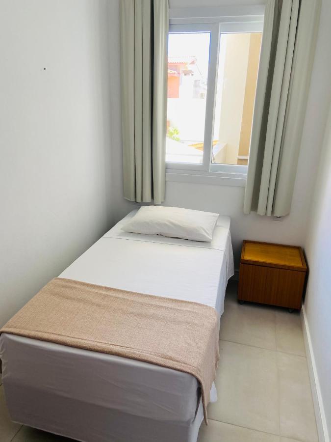 Apt Bella Vista Apartment Гаропаба Екстериор снимка